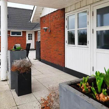 6 Person Holiday In Bl Vand Casa vacanze
